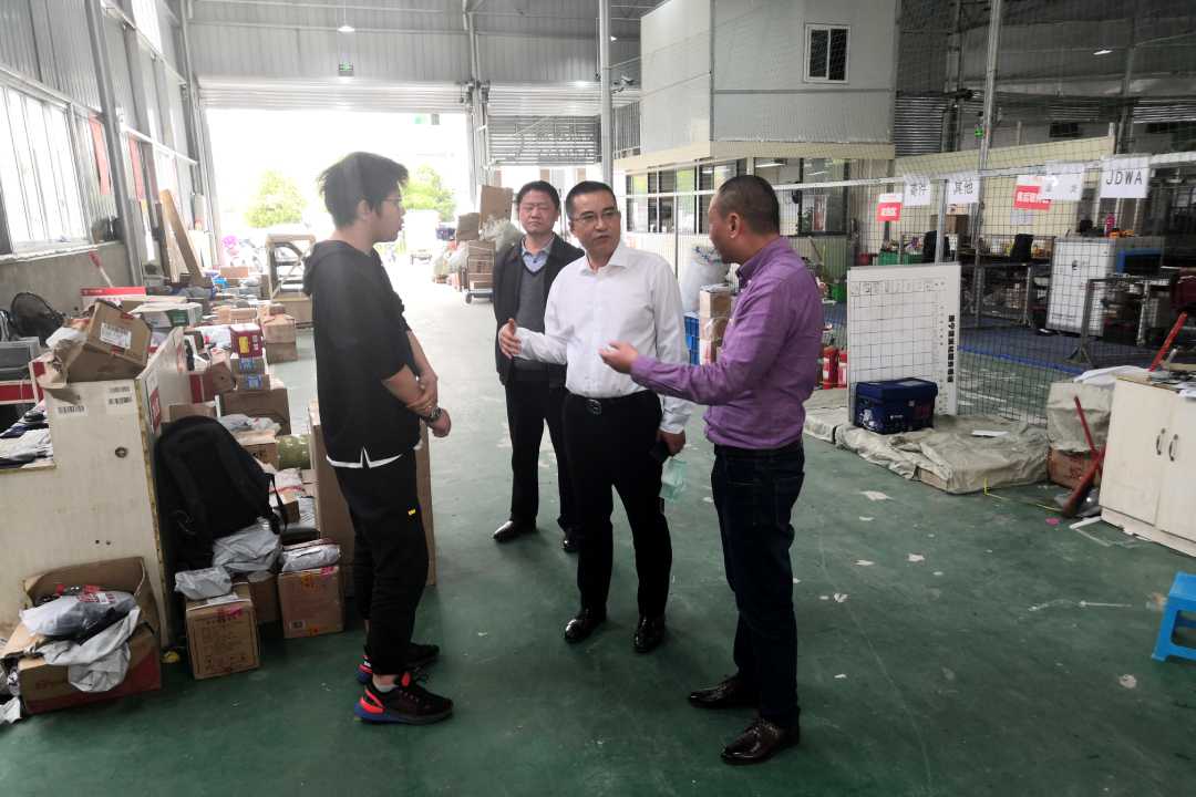 c6babc6660bd6422573560f3e93c75c.jpg c6babc6660bd6422573560f3e93c75c.jpg