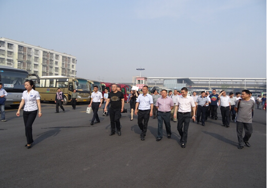 2015年全省汽车客运站提升改造工程现场推进会在眉山汽车客运站顺利召开